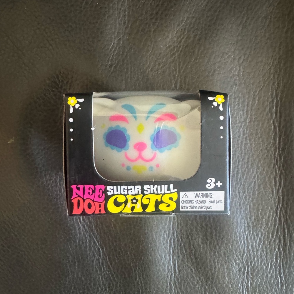 Needoh sugar skull cat-NEW